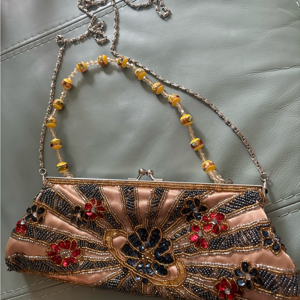 Elegant Beaded Evening Clutch